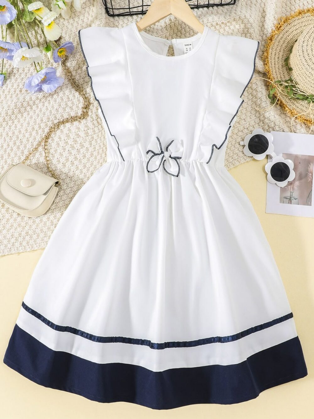 Alice - ชุดเดรสแขนกุดสีขาว-น้ำเงิน คอปกทหารเรือ